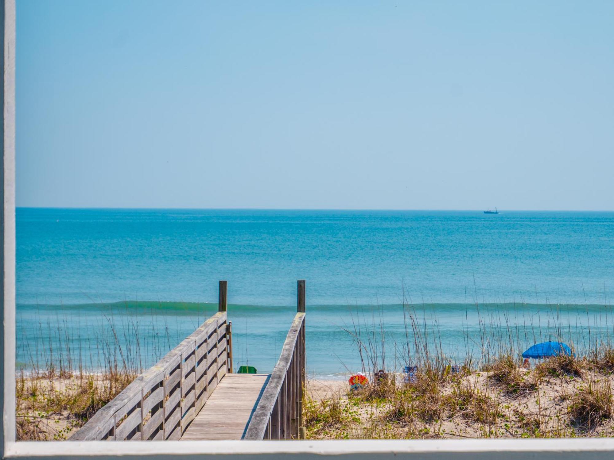 The Sandcastle At Tiki Apartment Carolina Beach Exterior photo